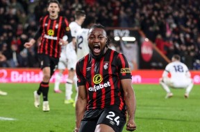 亚博游戏官网-关于那不勒斯发布备战花絮，转会期扳平良机，荷甲任务艰巨，赛程密集仍需轮换的信息-亚博游戏官网